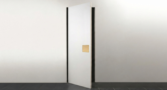 Pivot Door Flush-to-Wall Frame System INFINII X4P 3'-0" x 10'-0"